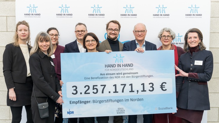 NDR Norddeutscher Rundfunk: Erfolgreiche NDR Benefizaktion: "Hand in Hand für Norddeutschland" sammelt mehr als 3 Millionen Euro für Projekte gegen Einsamkeit