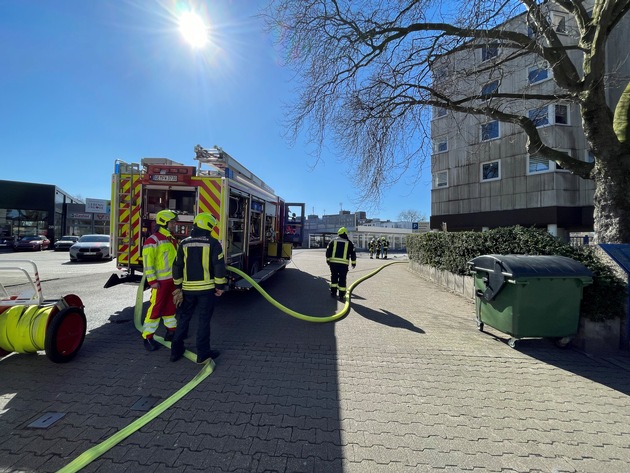 FW-GE: Schaltschrank brennt in Gelsenkirchen-Buer