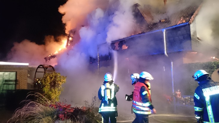 FW-WRN: Gebäudebrand im Abdinghof