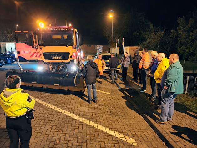 POL-ROW: ++ Leise rieselt der Schnee... und dann kommt das Verkehrschaos? ++