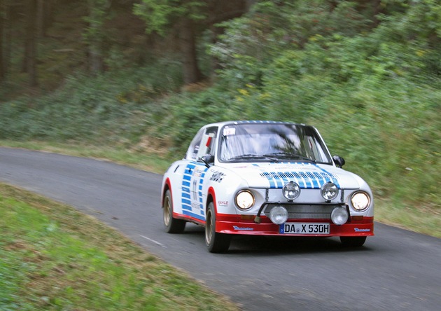 SKODA startet mit legendärem 130 RS und Champion Kahle beim Eifel Rallye Festival (FOTO)