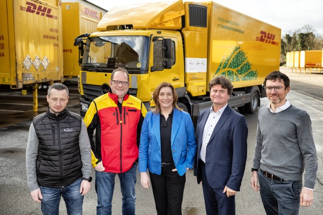 PM: DHL Group mit Wasserstoff-LKWs im Rheinland unterwegs / PR: DHL Group deploying hydrogen trucks in Germany