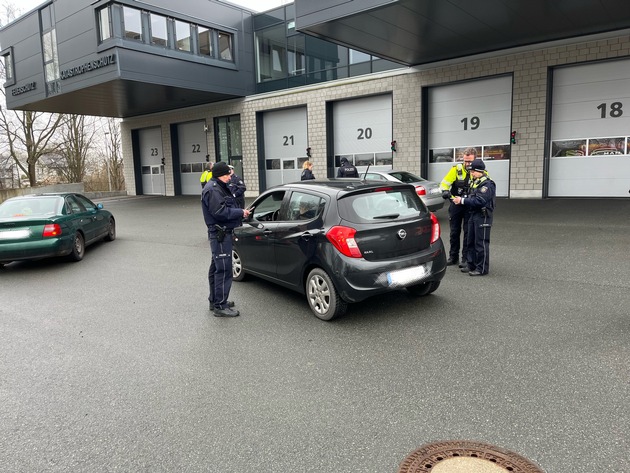 POL-SO: Gemeinsamer Schwerpunkteinsatz von Polizeiwache und Verkehrsdienst