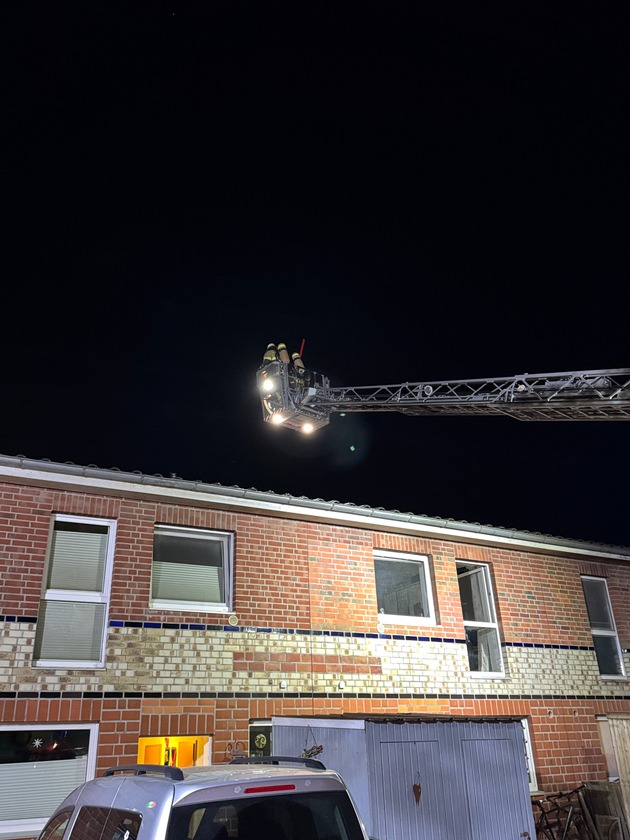 FW-SE: Dachstuhlbrand in Bad Bramstedt