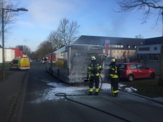FW-DT: Feuer 2 - Brennt Bus