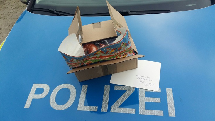 POL-HM: Verdächtiges Paket in der Postverteilerstation Hameln - Delaborierer im Einsatz