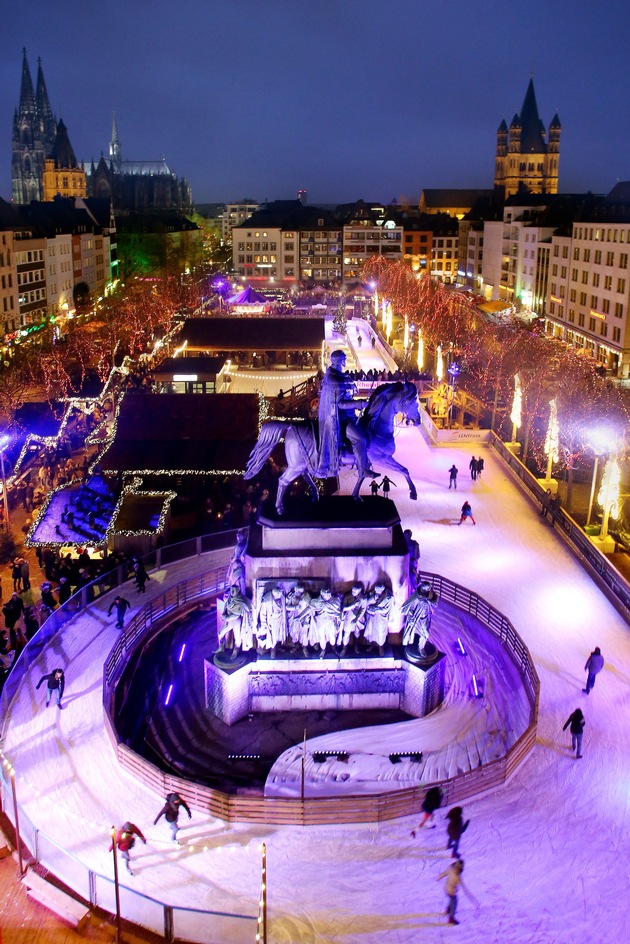 Deutschlands spektakulärste Eislauf-Erlebniswelt / &quot;Heinzels Wintermärchen&quot; in der Kölner Altstadt lädt erstmals zum Eisvergnügen (FOTO)