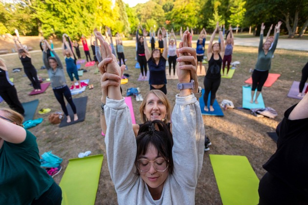 AOK-Yogaschule startet in Gardelegen: Expertin gibt Tipps und zeigt Übungen