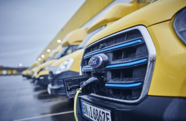 Ford-Werke GmbH: Ford Pro und Deutsche Post DHL Group arbeiten zusammen, um die Zustellung auf der letzten Meile weltweit zu elektrifizieren
