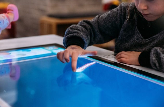 SOS-Kinderdörfer weltweit e.V.: Mehr als 600 Tage Krieg in der Ukraine / Ein ganzes Land ist traumatisiert / Etwa 10 Millionen Menschen benötigen dringend psychologische Hilfe, darunter etwa 1,5 Millionen Kinder und Jugendliche