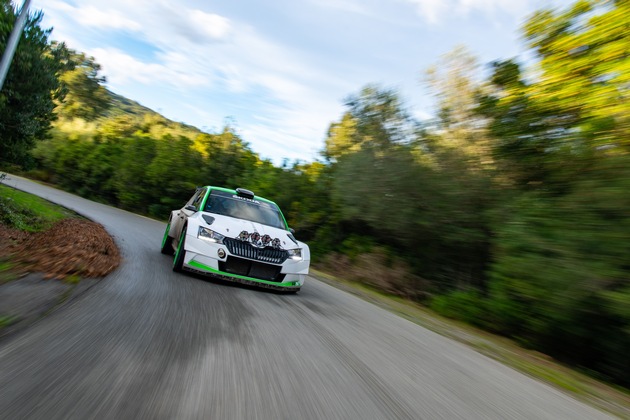 Gut gerüstet für die Rallye-Saison 2021: Technik-Upgrade für den SKODA FABIA Rally2 evo
