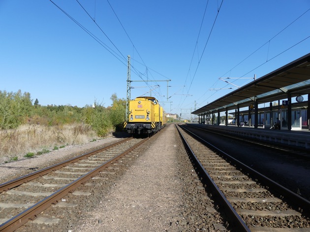 BPOLI KLT: Umweltstraftat am Bahnhof Werdau - 1.500 Liter Diesel gelangen ins Erdreich - Keine Gefahr für die Bevölkerung