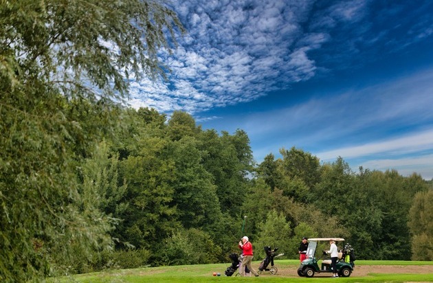 Excellence - Reisebüro Mittelthurgau: Golf-Flussreisen - über die Gangway zum Fairway