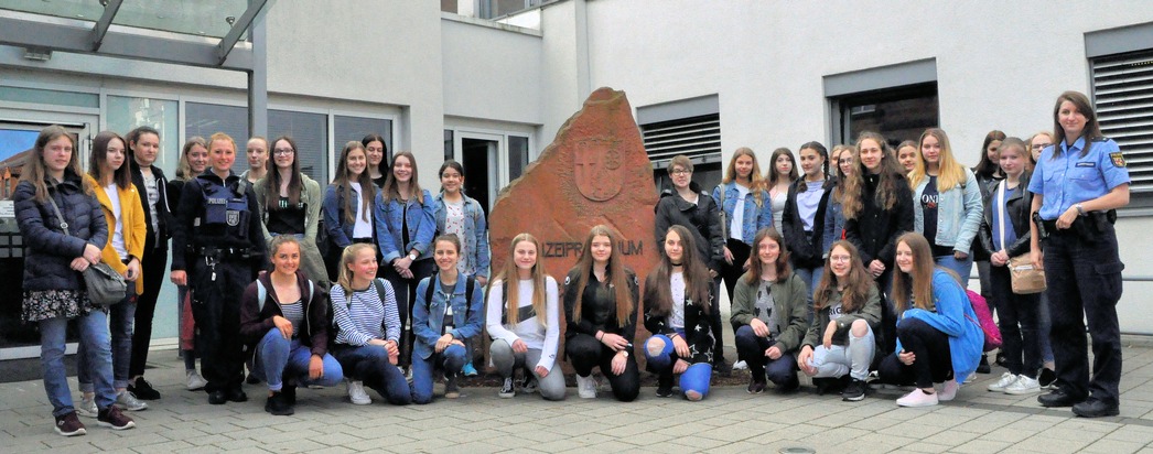 POL-PPWP: Girls´ Day beim Polizeipräsidium Westpfalz