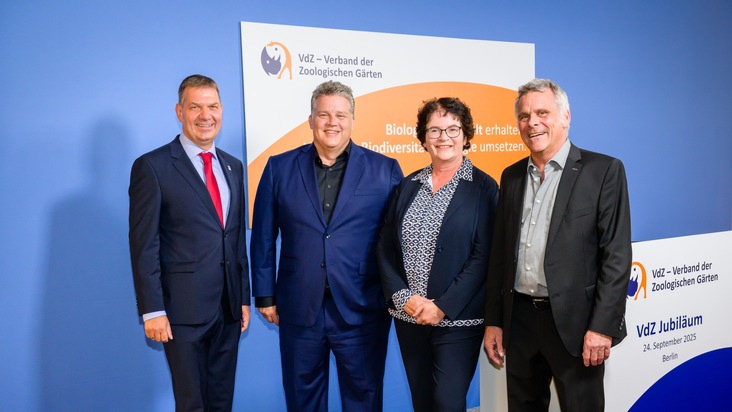 Verband der Zoologischen Gärten (VdZ): 10 Jahre Hauptstadtbüro Verband der Zoologischen Gärten / Schutz der Artenvielfalt braucht entschiedene politische Impulse