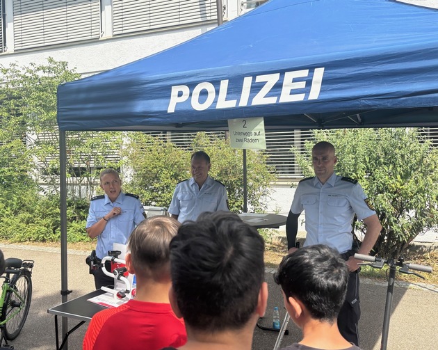 POL-LB: Aktionswoche der Verkehrssicherheit: 280 Schülerinnen und Schüler der Hirschbergschule in Ludwigsburg erleben Unterricht der anderen Art