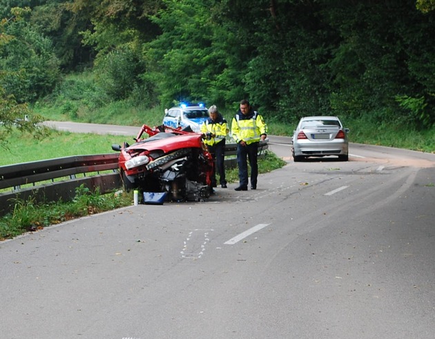 POL-FR: Hohentengen-Stetten. Drei Verletzte bei schwerem Verkehrsunfall