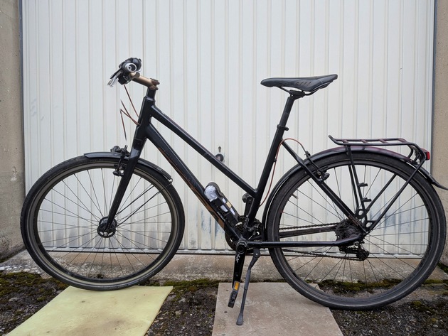 POL-HI: Fahrradeigent&uuml;mer gesucht