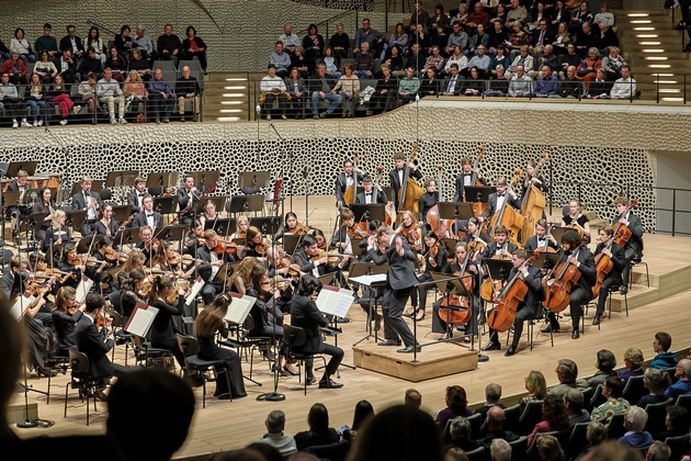 Autostadt lädt zum Frühlingserwachen: Musik, Kunst und Familienerlebnisse