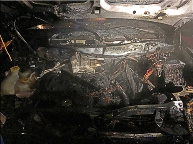 POL-ME: Motorbrand in gasbetriebenem Fahrzeug beendete die Fahrt - Langenfeld - 2012103