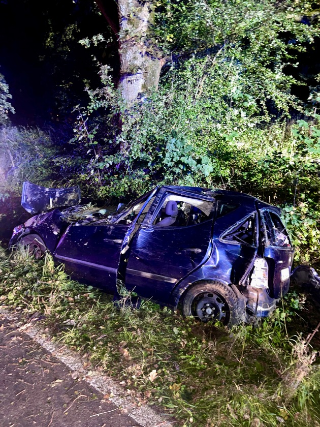 FW-EN: Verkehrsunfall auf der Elberfelder Straße und Einsatz eines Rettungshubschraubers
