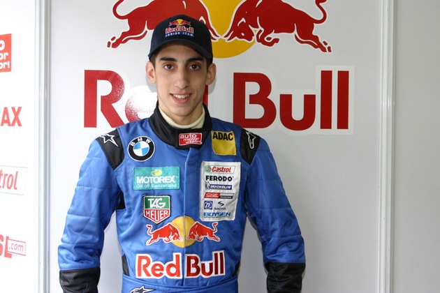 TAG Heuer freut sich, die Ernennung eines neuen Botschafters bekanntzugeben: Sébastien Buemi ist einer der vielversprechendsten Nachwuchsfahrer des Schweizer Autorennsports