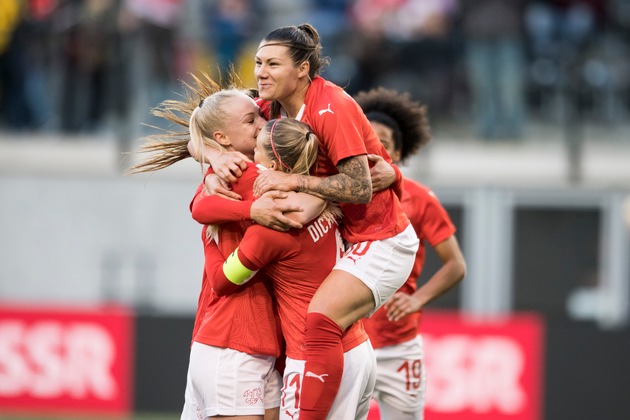 La Coupe de Suisse, le football national féminin et les équipes de moins de 21 ans en direct sur les canaux de la SSR jusqu&#039;en 2023/24