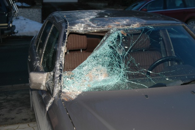 POL-NOM: Frostschäden verursacht Verkehrsunfall (Bilder im Anhang)