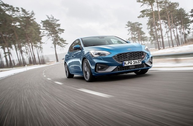 Ford-Werke GmbH: Der neue Ford Focus ST: Im Alltag entspannt, auf kurvigen Landstraßen und Rennstrecken faszinierend