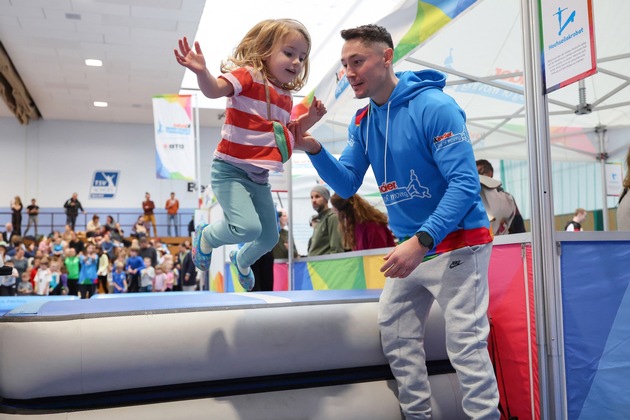 Presseinformation Deutscher Turner-Bund | MEDIENEINLADUNG “kinder Joy of Moving Tag des Kinderturnens”