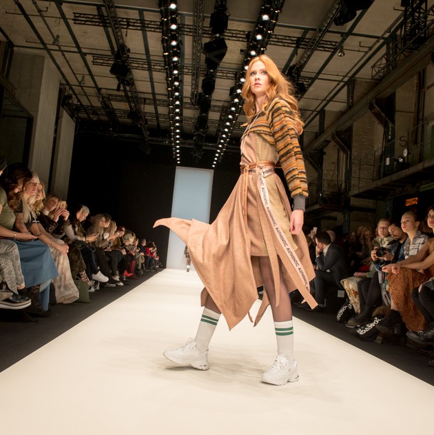 SKECHERS AUF DEM MBFW RUNWAY IN BERLIN