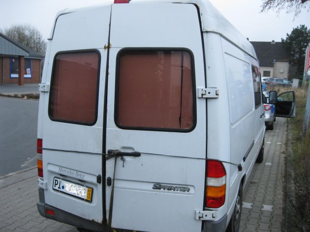 POL-SE: Pinneberg: Polizei stoppt Überführungsfahrt wegen gravierender Ladungssicherungsmängel