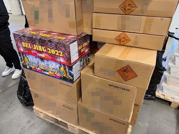 HZA-DD: Zoll warnt vor gef&auml;hrlichem Feuerwerk aus dem Ausland