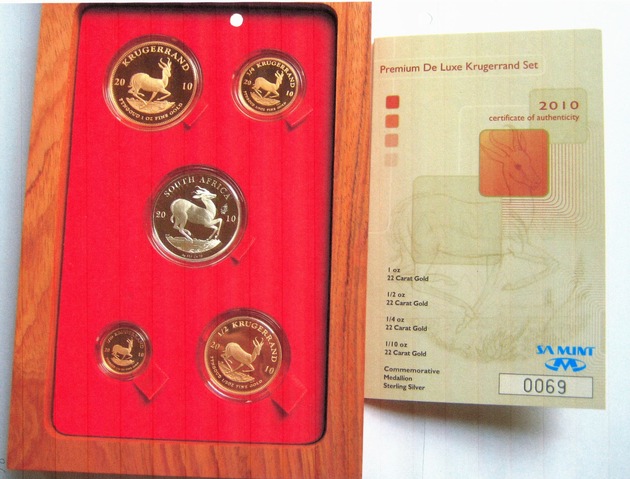 POL-D: Nach Raub in Düsseltal - Polizei fahndet mit Bildern von auffälligen Münzen - Opfer lobt bis zu 2.000 Euro aus