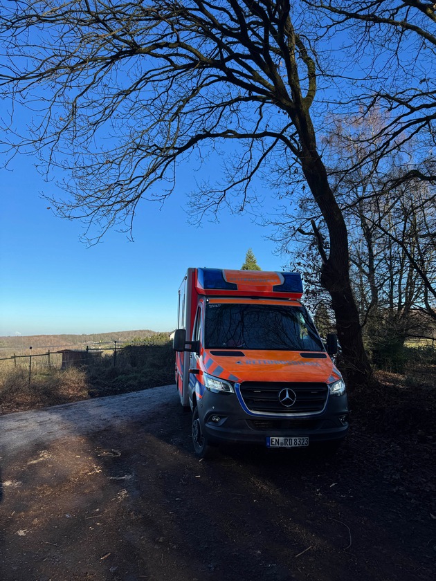 FW-EN: Waldrettung und erneuter Brandmeldealarm - Mehrere Einsätze für die Feuerwehr am Sonntag und Montag