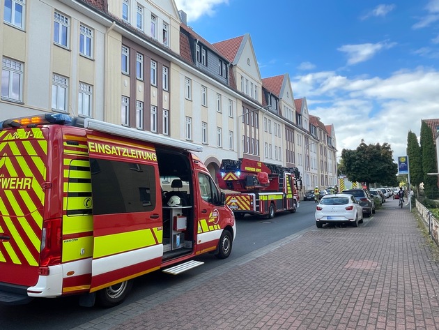 FW Lehrte: Brennender Backofen brannte nicht