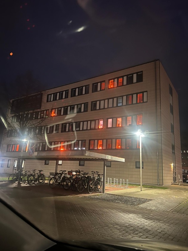 POL-LG: ++ &quot;Nein zu Gewalt gegen Frauen&quot; - Orange Days -&gt; Aktionen und Demonstration gegen Gewalt an Frauen zum Auftakt der &quot;Orange Days&quot; am 25.11.25 in Lüneburg ++