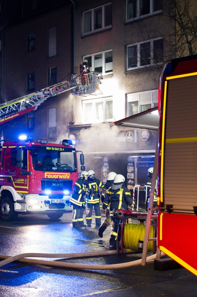 FW-RE: Abschließende Silvesterbilanz der Feuerwehr Recklinghausen - 84 Einsätze für Feuerwehr und Rettungsdienst