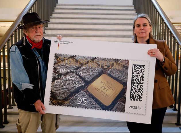 PM: Sonderbriefmarke würdigt „Stolpersteine“-Initiative zum Gedenken an NS-Opfer