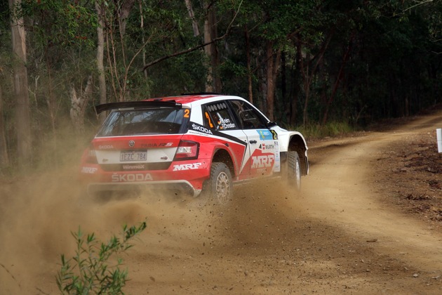 Traumhaftes Rallye-Wochenende: SKODA jubelt auch in Australien (FOTO)
