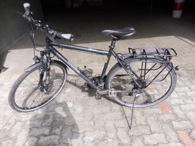 POL-HOL: Zwei Fahrräder im Bereich Boffzen gefunden; Polizei sucht die Eigentümer