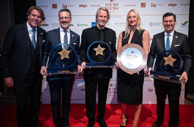 Die 101 Besten Hotels Deutschlands: Hotel-Ranking "Die 101 besten Hotels Deutschlands 2021/2022": Fairmont Hotel Vier Jahreszeiten Hamburg und Schloss Elmau auf Platz 1