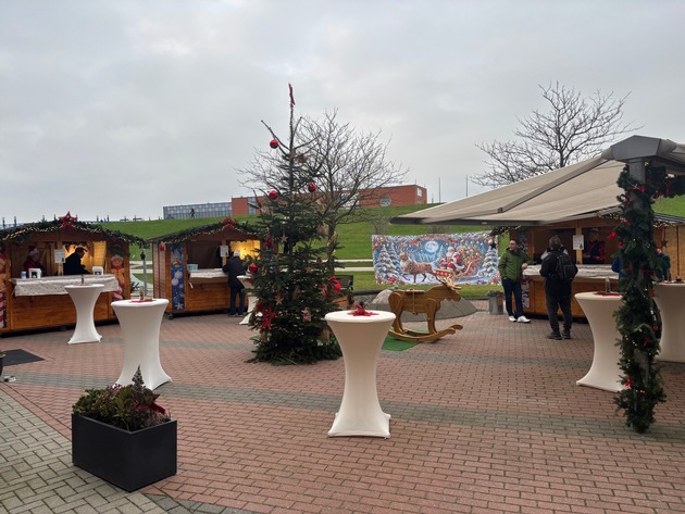 Weihnachtsdorf in Norddeich begeistert