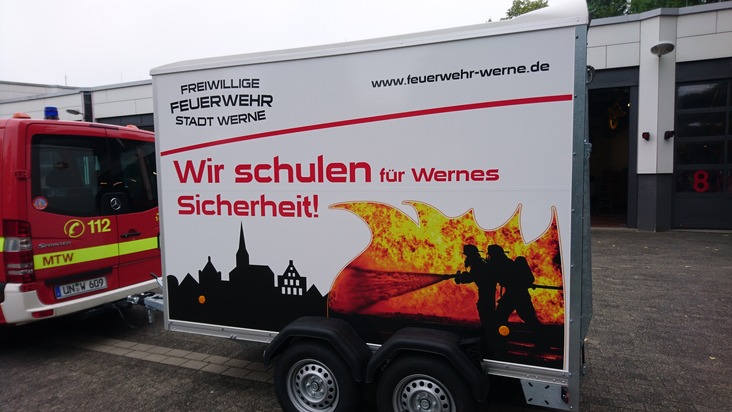 FW-WRN: Neuer Anhänger für die Brandschutz-Ausbildung