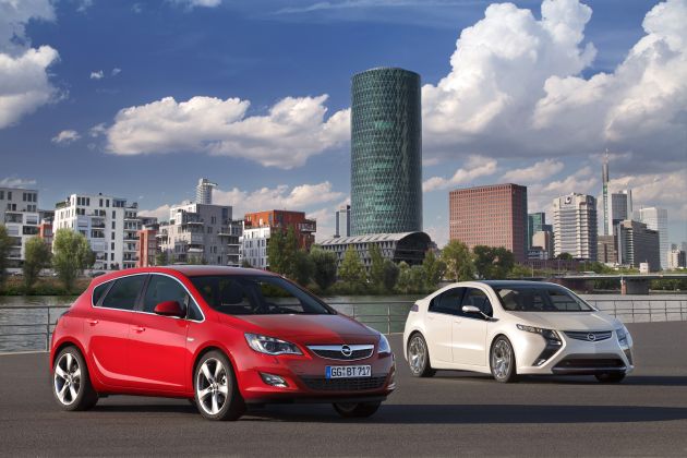 63. Internationale Automobil-Ausstellung in Frankfurt (mit Bildern) / Opel zeigt spritsparenden neuen Astra und emissionsfreien Ampera