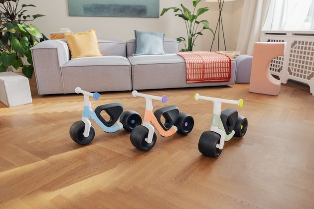 Grosses WOW für die Kleinsten: Das erste Laufvelo für Babys von woom ist da!