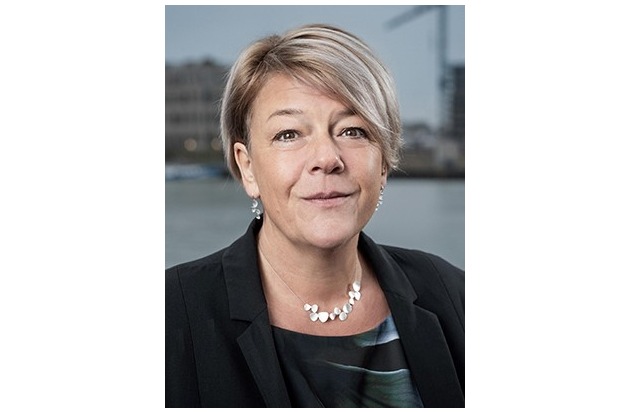 POL-MS: Das Netzwerk "Zuhause Sicher" und die Polizei M&uuml;nster pr&auml;sentieren neu foliierten Bus der Schutzgemeinschaft M&uuml;nster