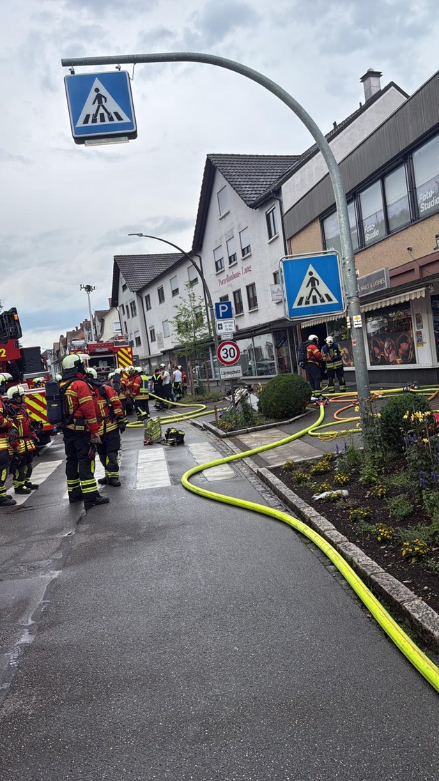 Feuerwehr Weil: Brand in Nagelstudio - Innenstadt Weil am Rhein
