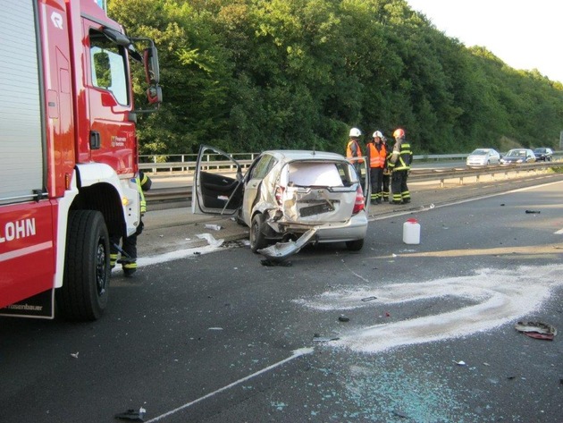 FW-MK: 6 Personen nach Unfall auf der Autobahn verletzt