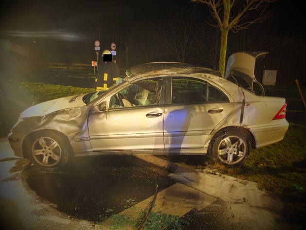 POL-DN: Alkohol und Auto fahren vertragen sich nicht